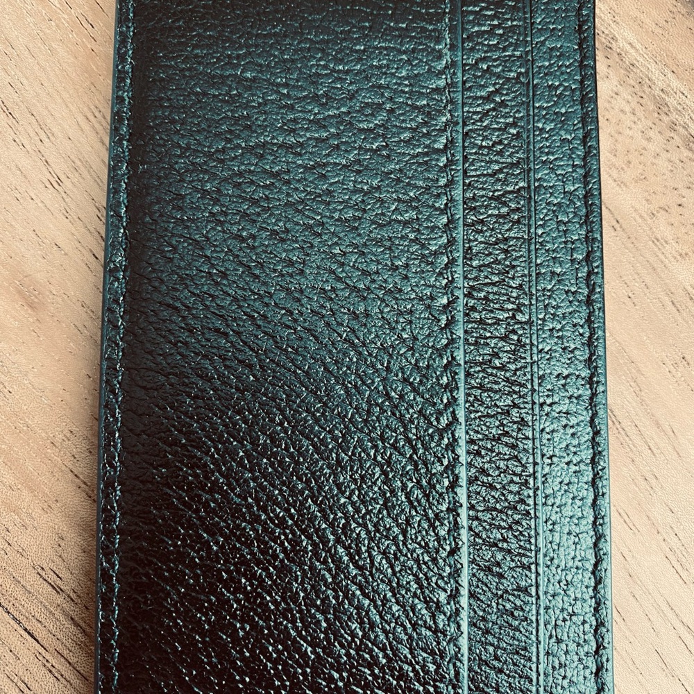 Gucci Black Leather Textured Card Holder - Picture 2 of 5